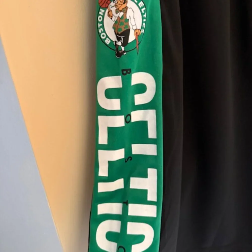 Boston Celtics Men's NBA Athletic Basketball Shorts - XL - Picture 4 of 6
